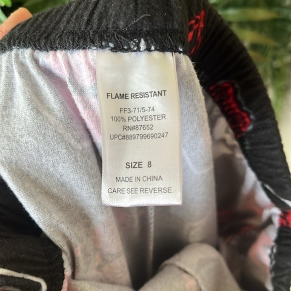 Brand New Disney 2-Piece Star Wars Storm Trooper Pajama Set Long Sleepwear - Picture 13 of 14